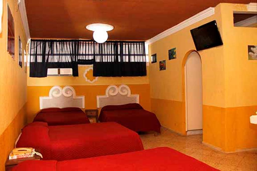 Hotel Suites Elia Noemi Mérida Εξωτερικό φωτογραφία