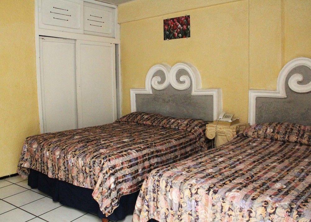 Hotel Suites Elia Noemi Mérida Εξωτερικό φωτογραφία