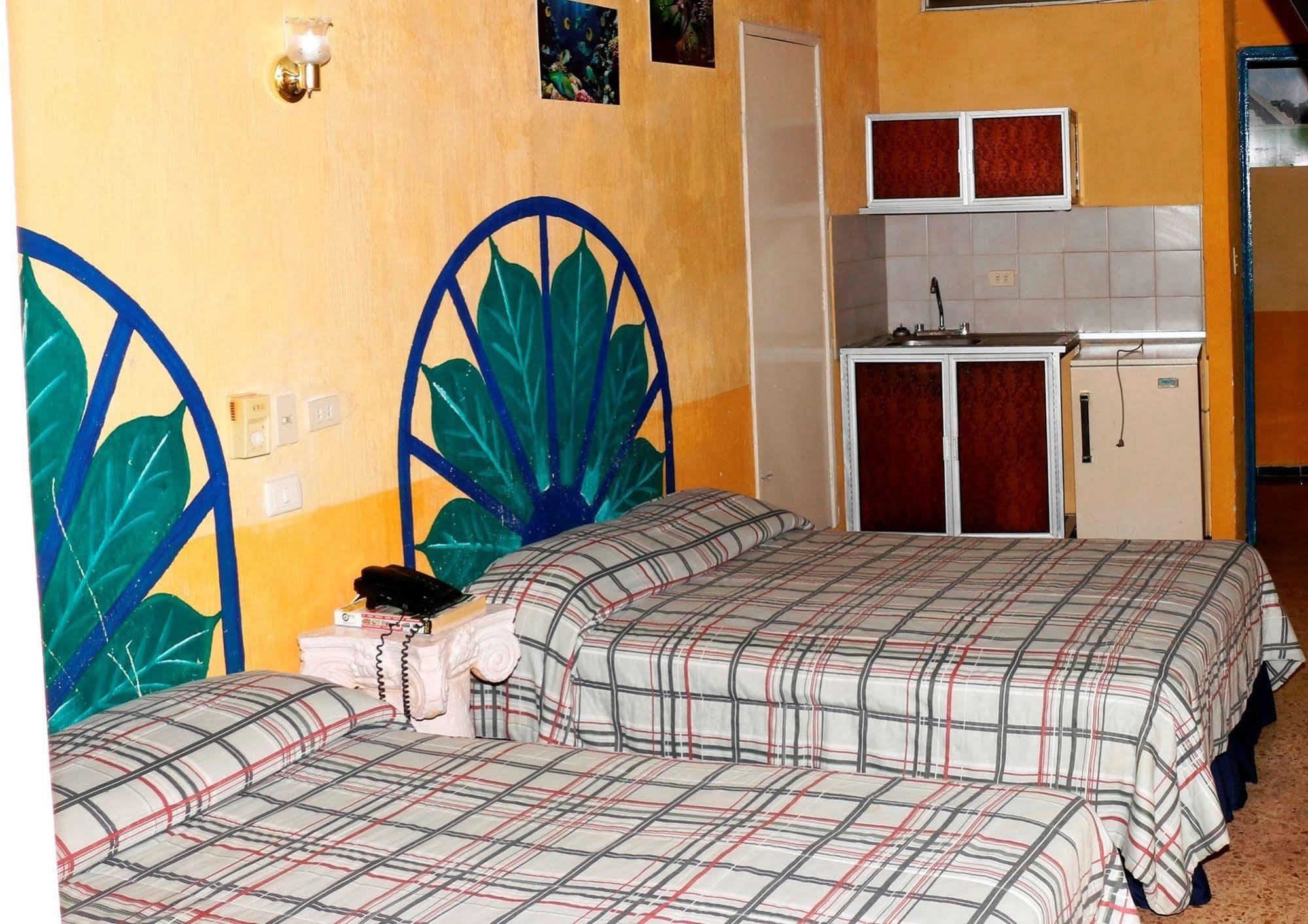 Hotel Suites Elia Noemi Mérida Εξωτερικό φωτογραφία