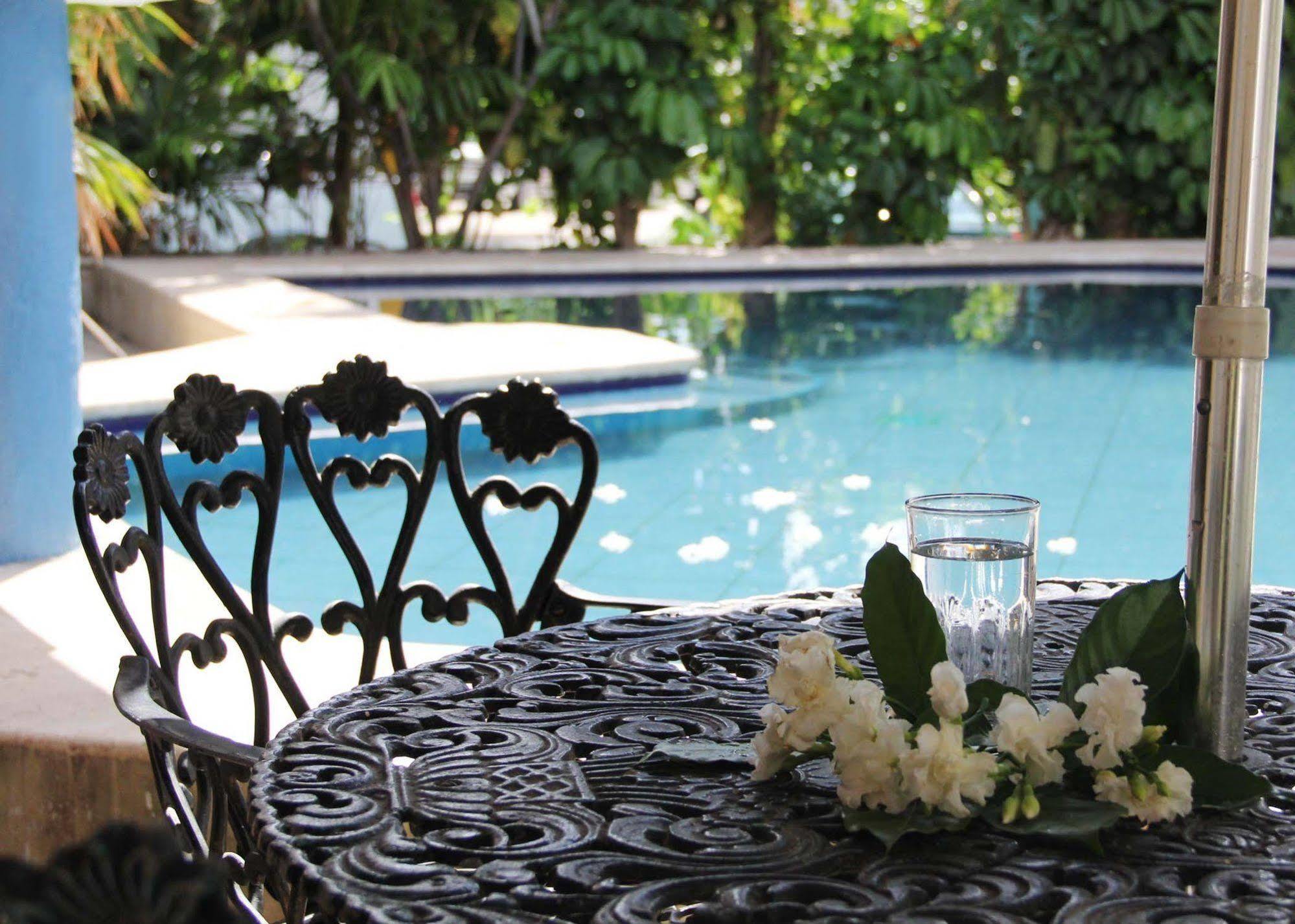 Hotel Suites Elia Noemi Mérida Εξωτερικό φωτογραφία
