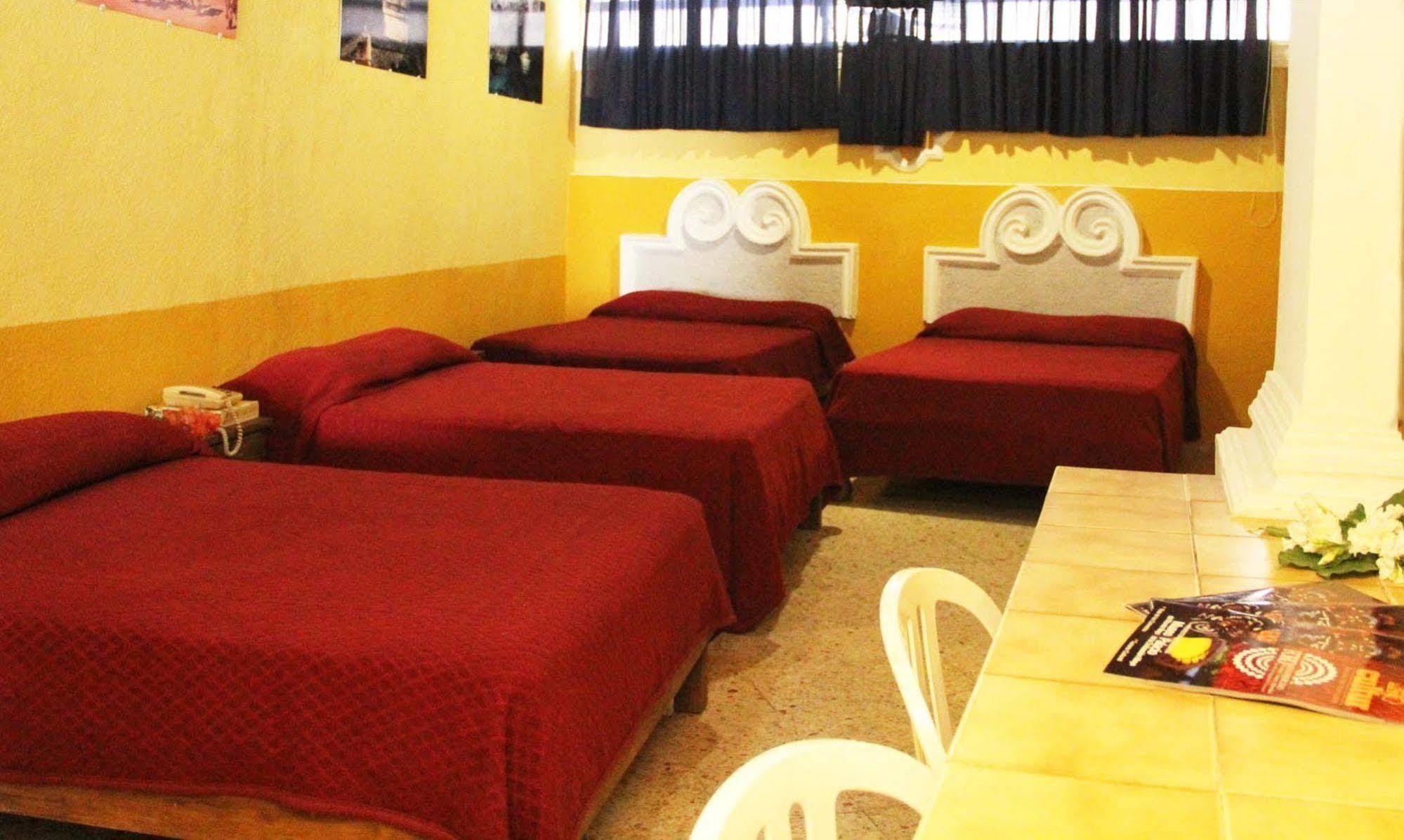 Hotel Suites Elia Noemi Mérida Εξωτερικό φωτογραφία